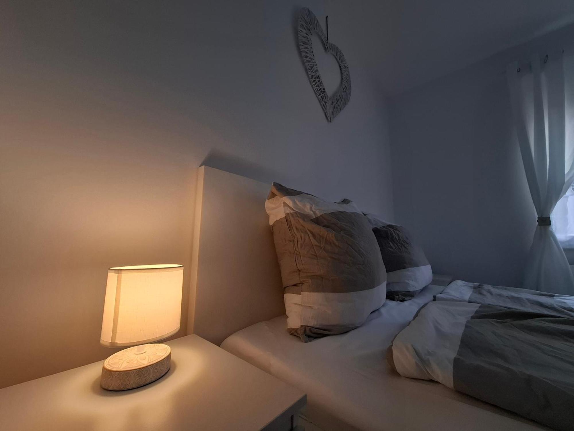 Umgeben Von Seen Und Waeldern Brühl Extérieur photo