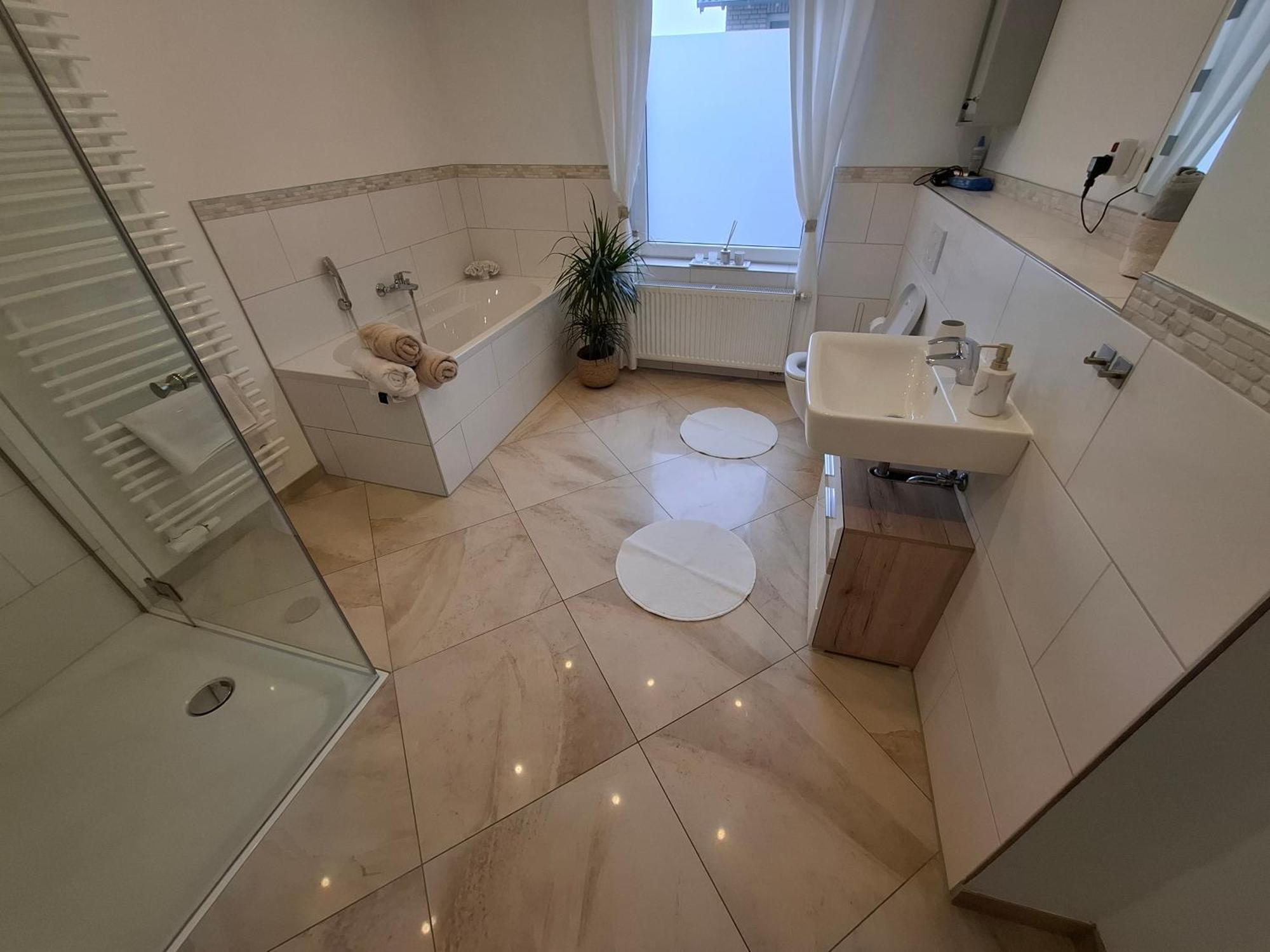 Umgeben Von Seen Und Waeldern Brühl Extérieur photo